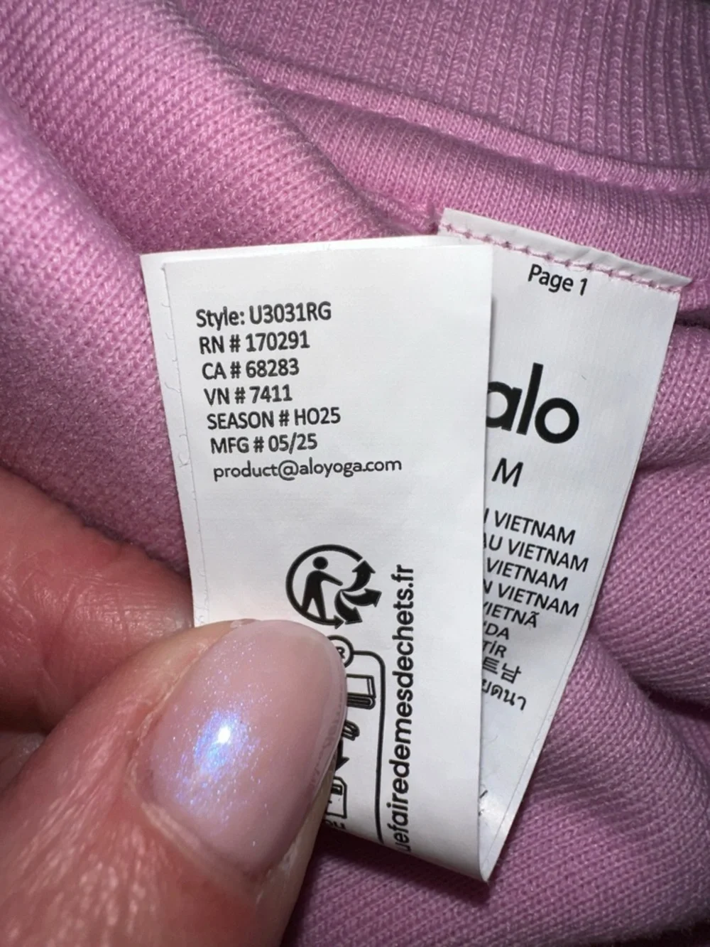alo Candy Heart Pink Crewneck Sweatshirt in Size Medium. Washed but not worn. - Picture 4 of 4